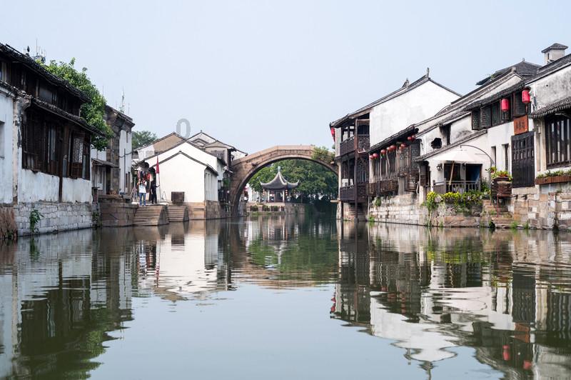 慈湖高新区9个重点项目集中签约